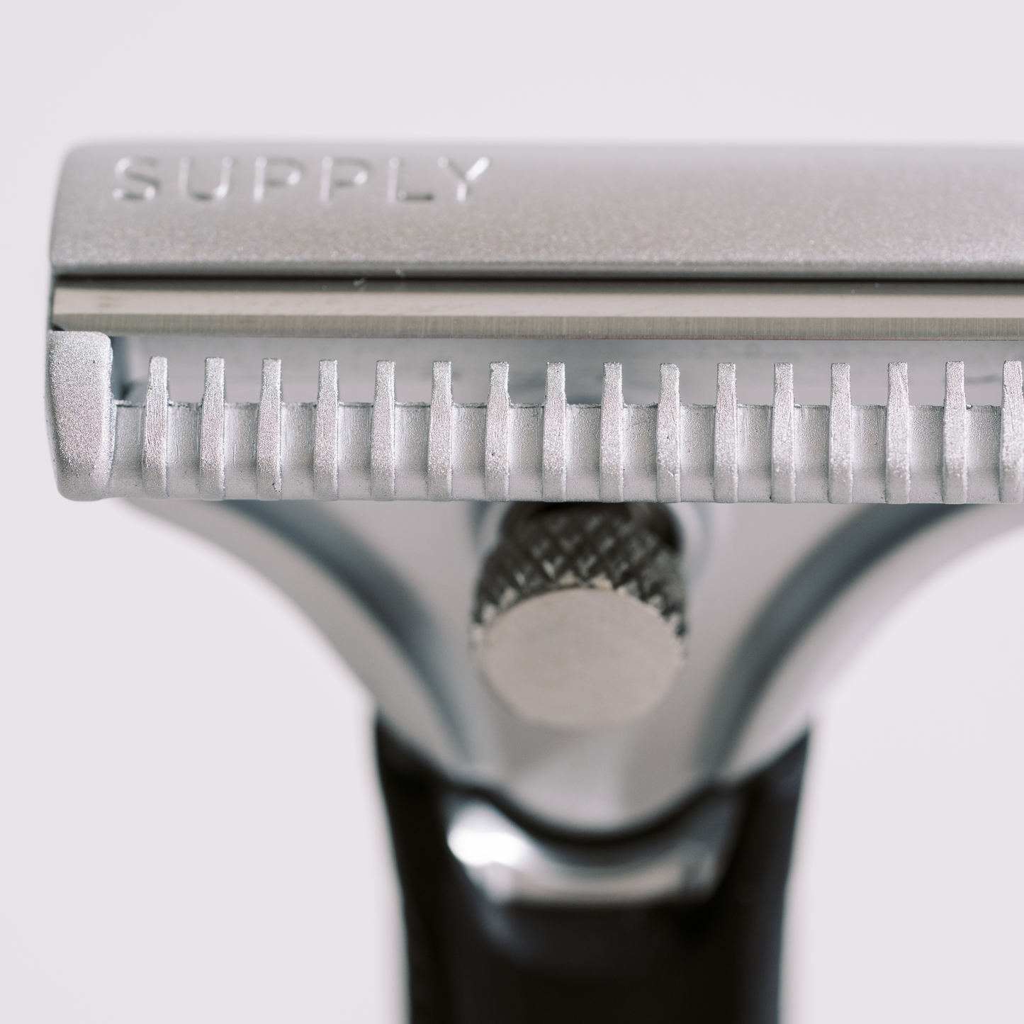 Supply Single Edge SE